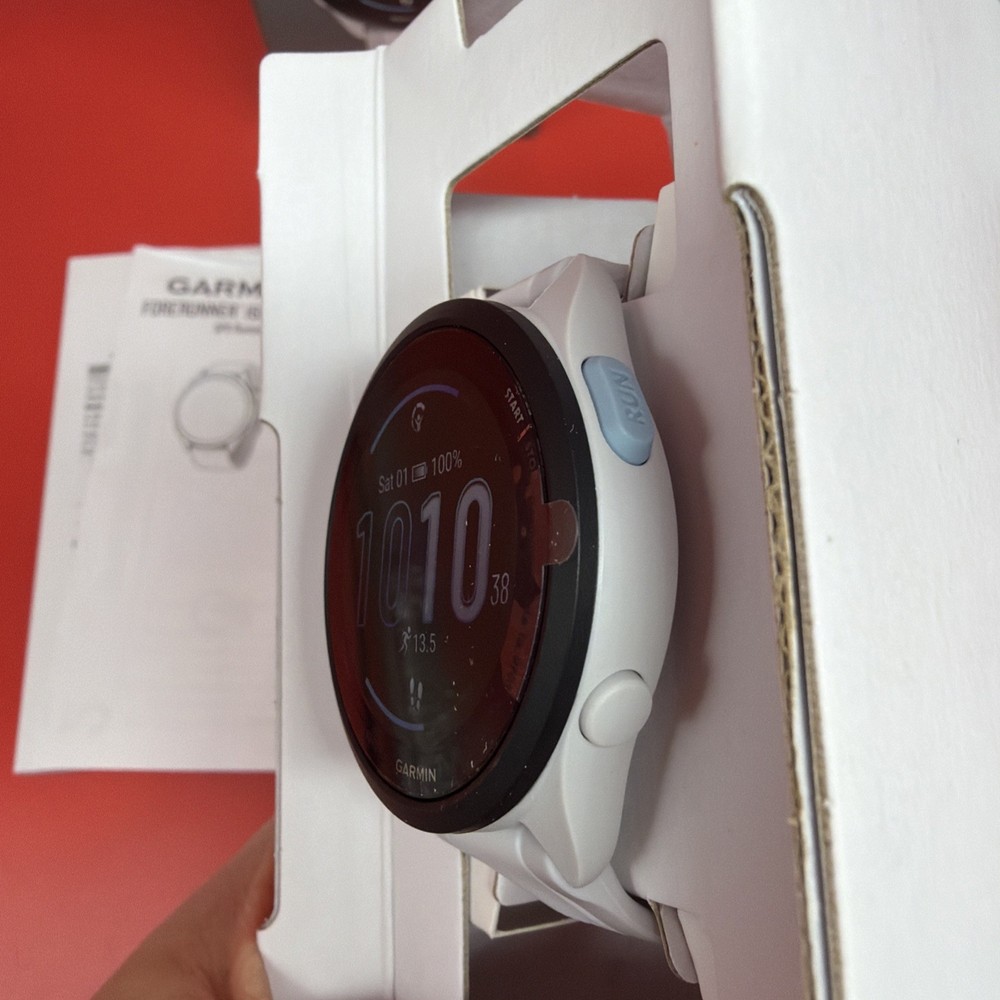 Garmin Forerunner 165 Running AMOLED Touchscreen Training Smartwatch, White