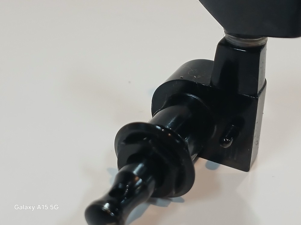 VINTAGE 90'S SCHALLER BLACK MACHINE HEADS LEFT IN LINE