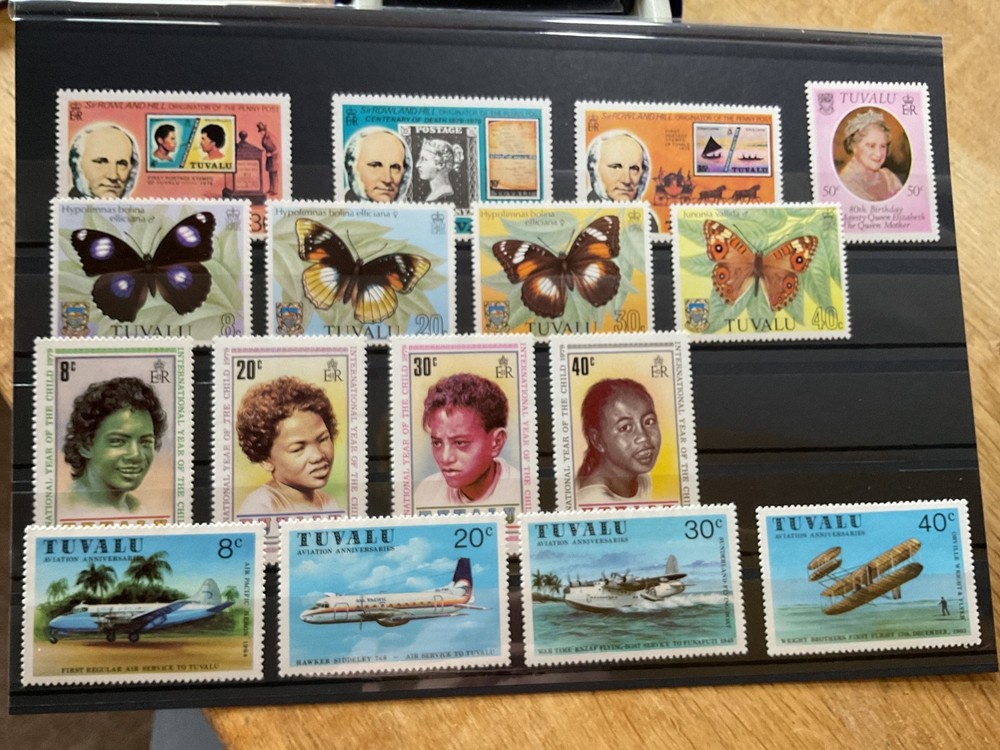 Tuvalu mint never hinged stamps   B3644