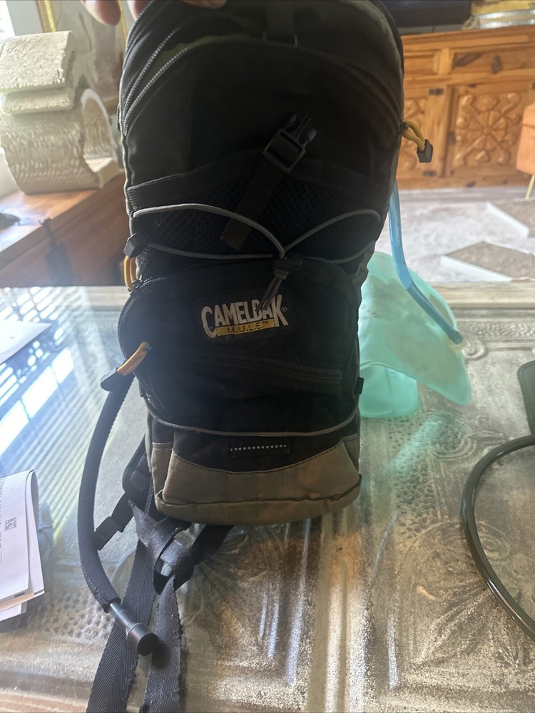 Camelback Mule Backpack + Hydration Pack Bag. 2 Bladders 1 New Free Ship Look