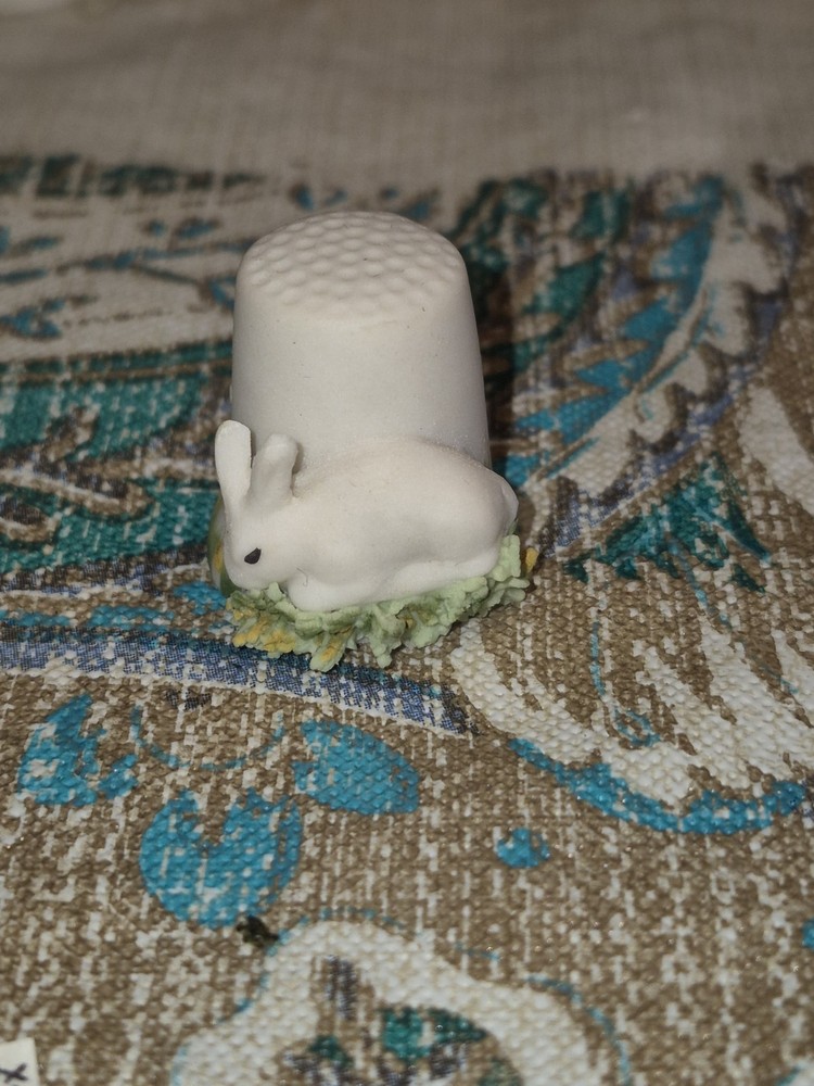 thimbles collectibles lot