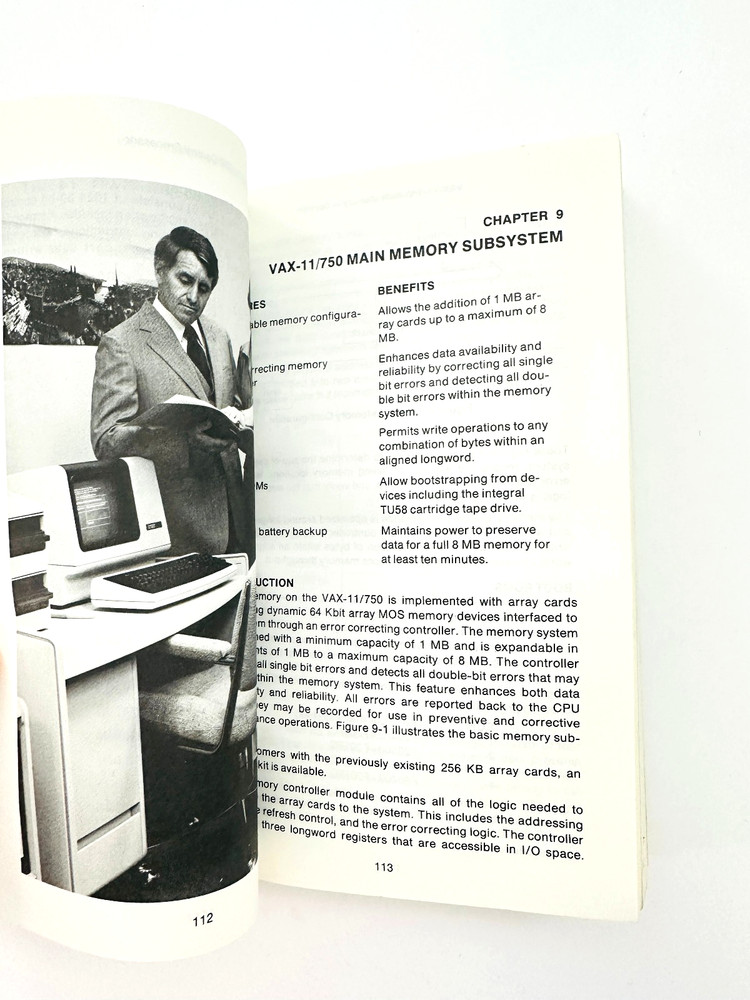 VAX Hardware Handbook Digital DEC 1982 Vtg Computer