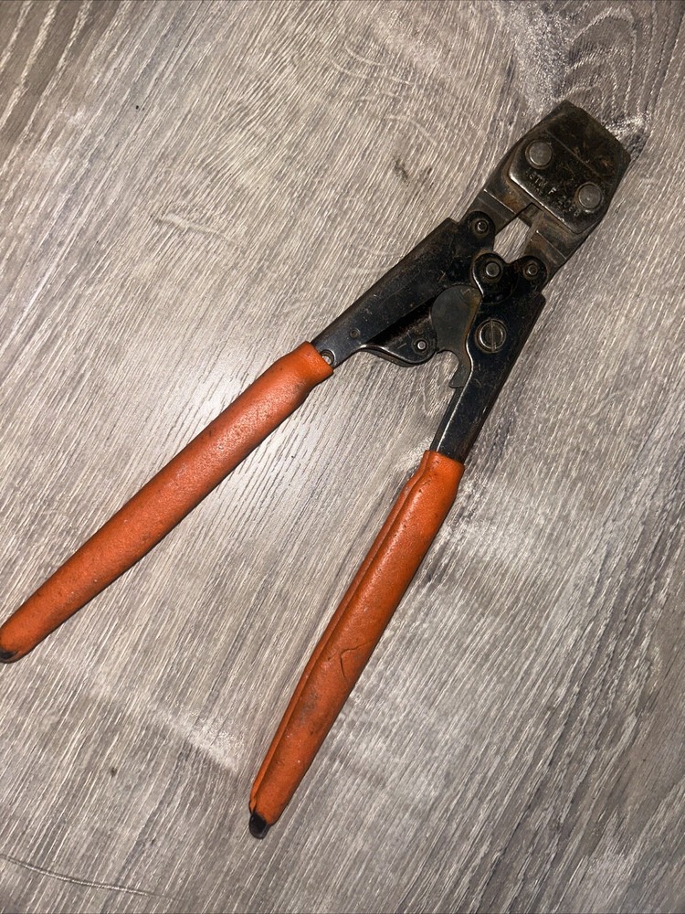 SharkBite 23081 PEX Clamp Pincer Tool