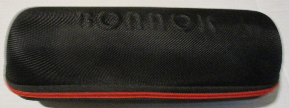 Bonaok White Q36 Wireless Microphone Case User Manual and Cable