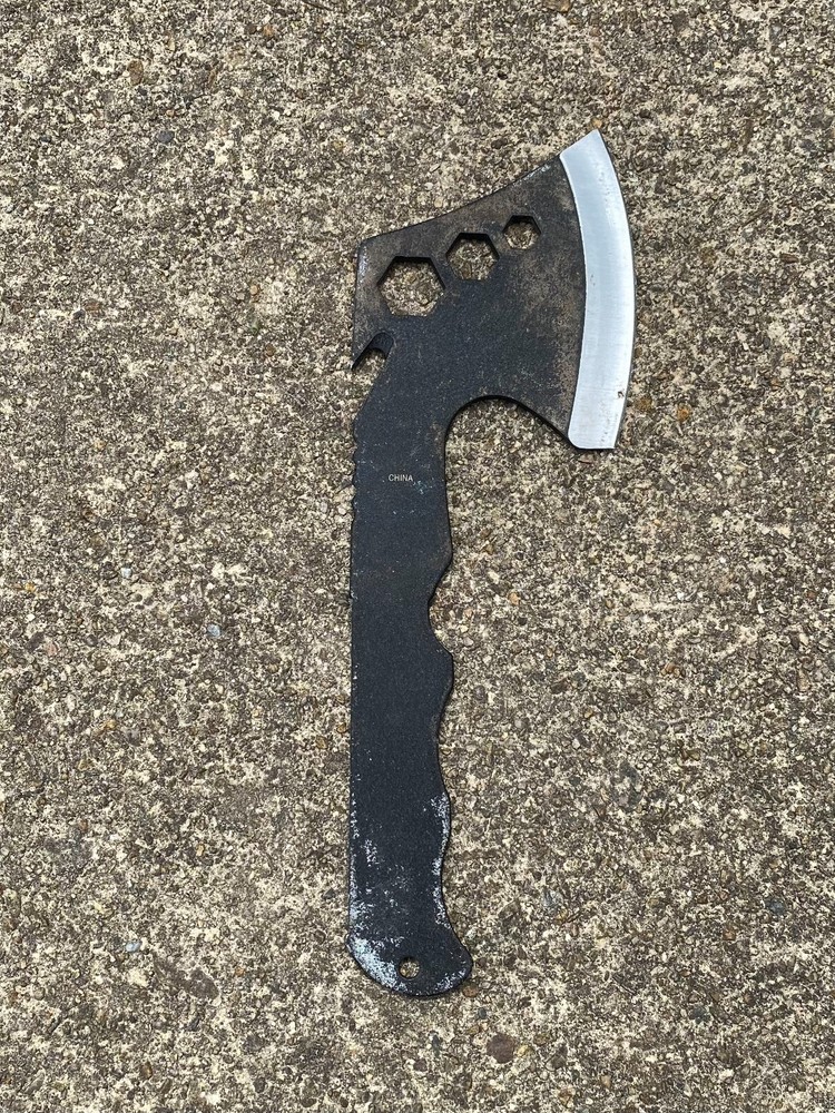 Multi-purpose survival AXE by Avalanche