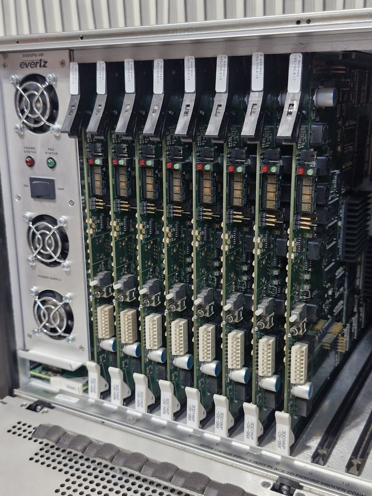 Evertz 3000FR Multi-Image Processor Frame w/ Modules Powers On, Not Fully Tested