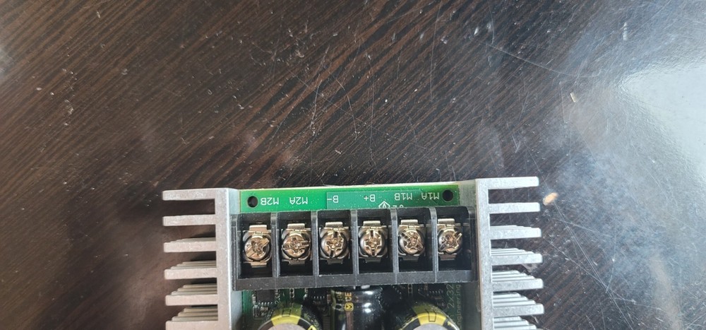Brand New Sabertooth dual 32A motor driver 2x32 Dimension Engineering (Unopened)