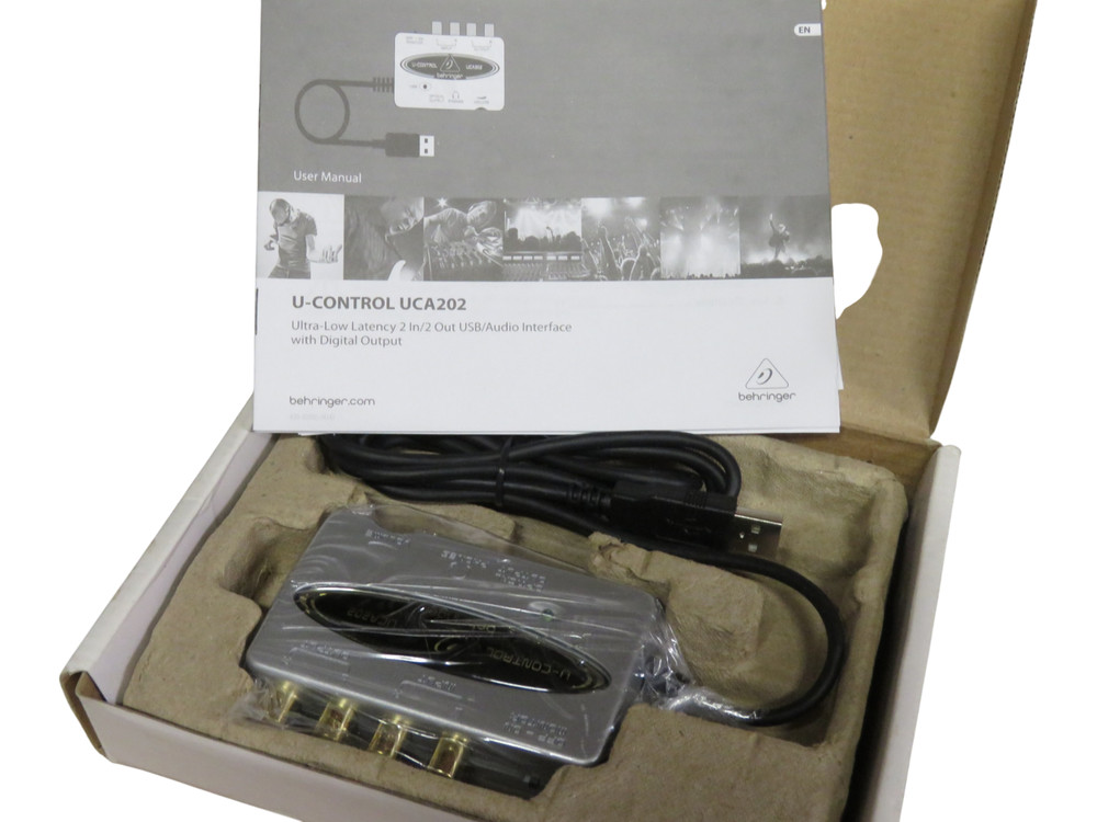 Behringer U-Control UCA202 USB Audio Interface, 2 In/2 Out