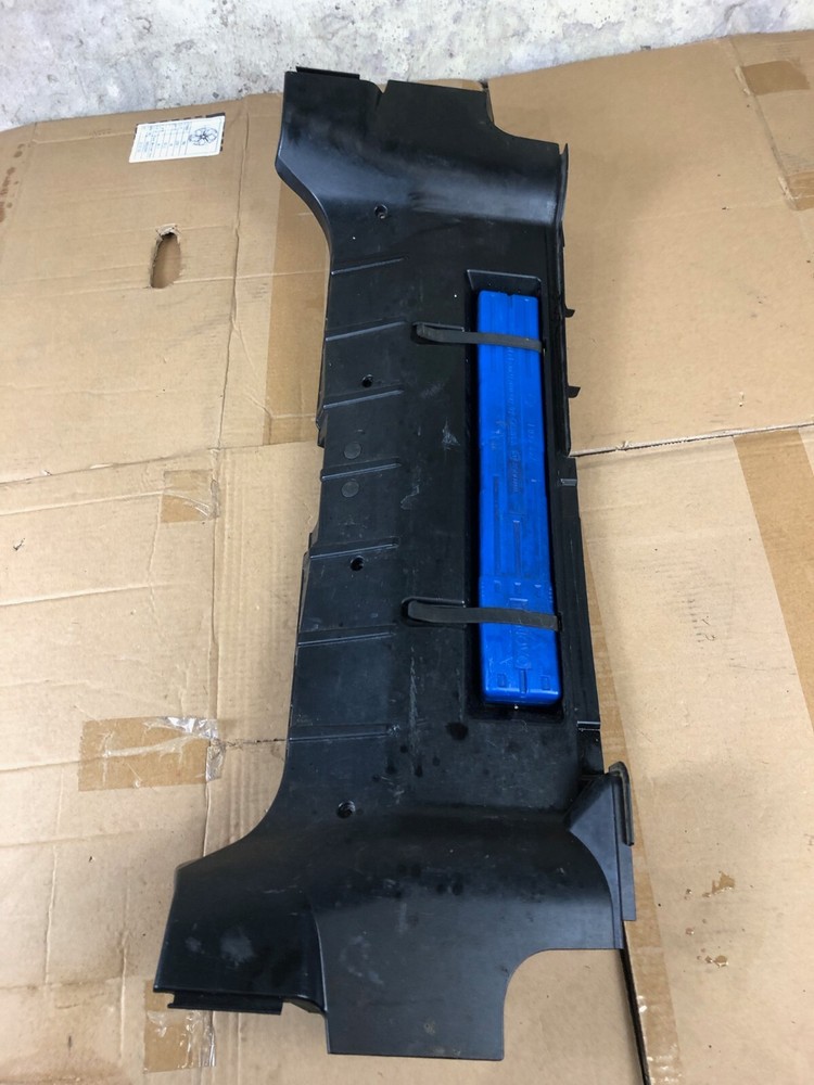 BMW Z4 E85 Warning Triangle and Tray 1095457