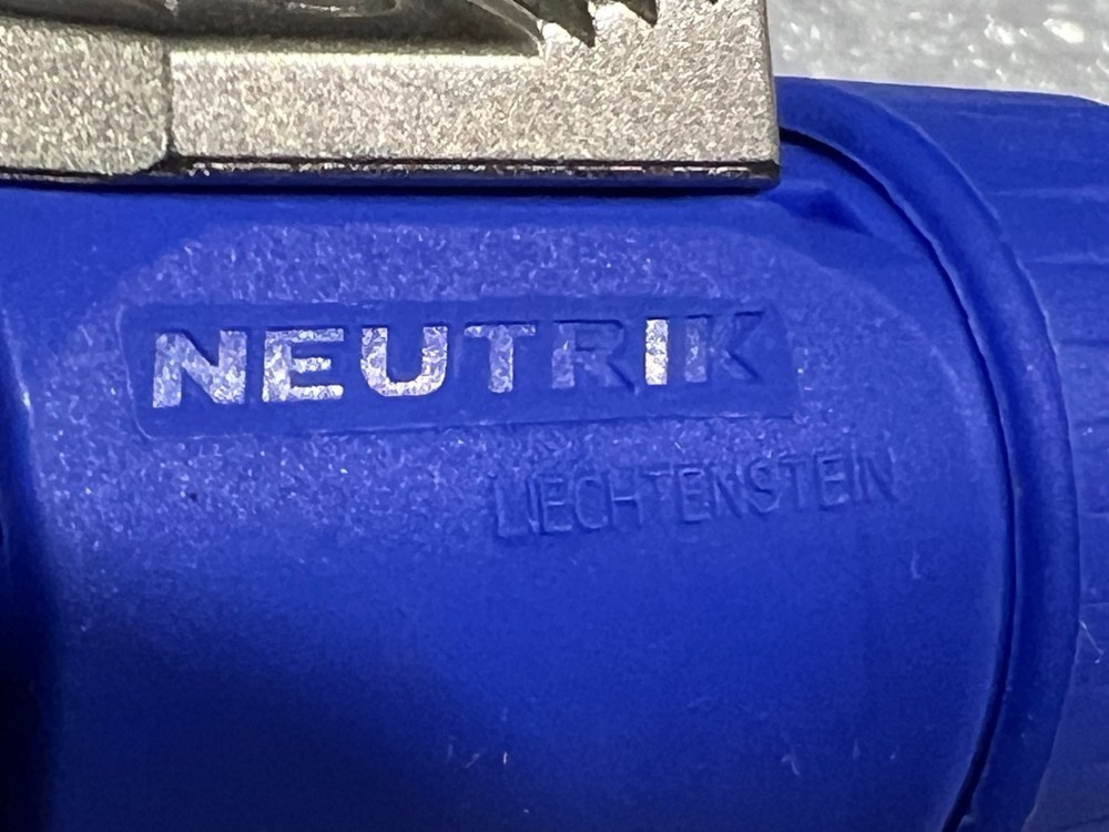 Powercon Thru Jumper New 20"