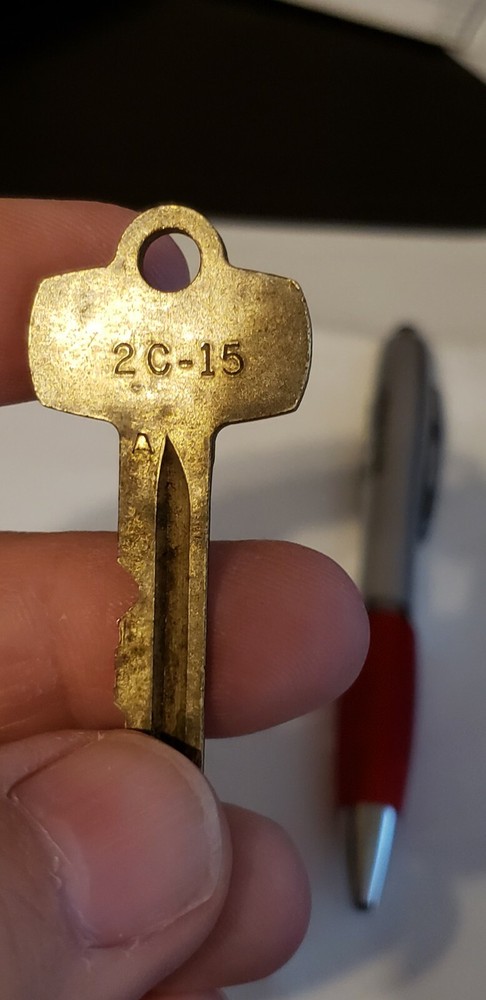 Best Lock Original Numbered Key 2 C-15