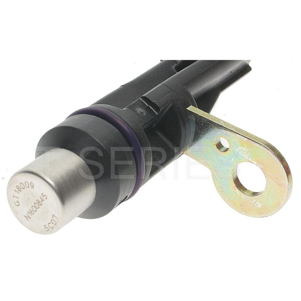 Standard Motor Products PC284T Crankshaft Sensor