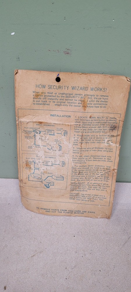 vintage security wizard auto theft alarm NOS in original packaging