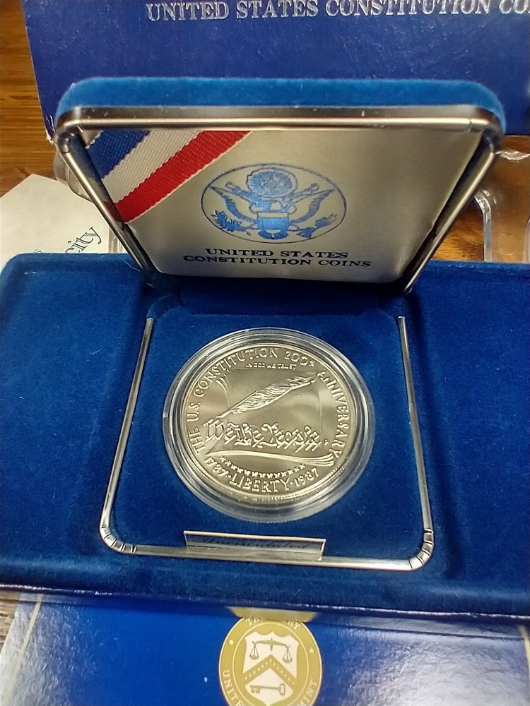 1987-P US Mint Constitution Uncirc Silver Dollar Commemorative $1 Coin Box + COA