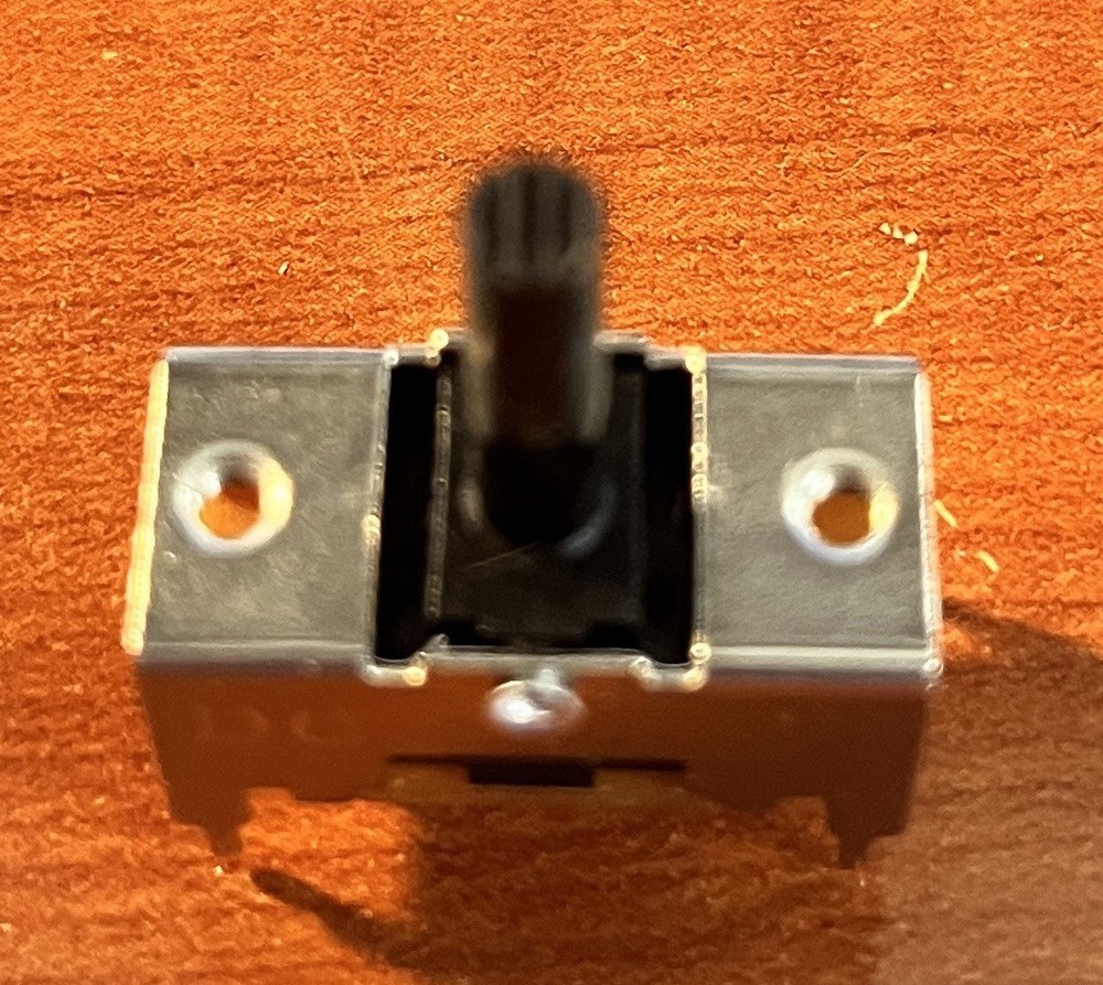TS-23E02 - Center Return Switch - Long Shaft 16 mm