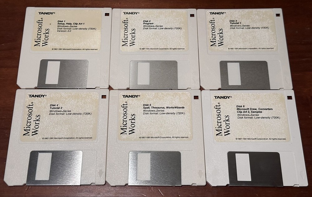 Vintage Microsoft Works 1987-1991 For Tandy 6 Disk 3.5” Floppy Software