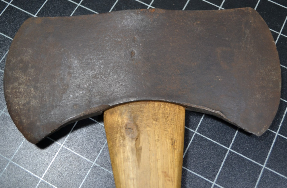 COLLINS RED SEAL - 3 1/2# - DOUBLE BIT AXE