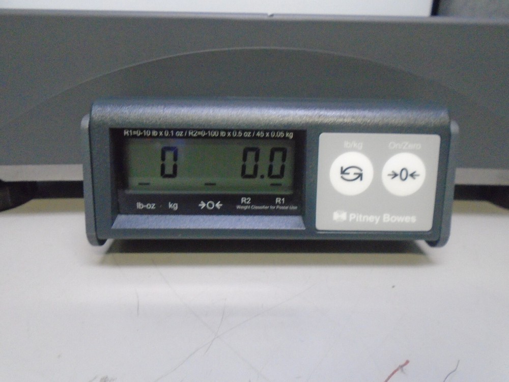 Pintey Bowes Digital Scale w/ USB Cord + Power Supply