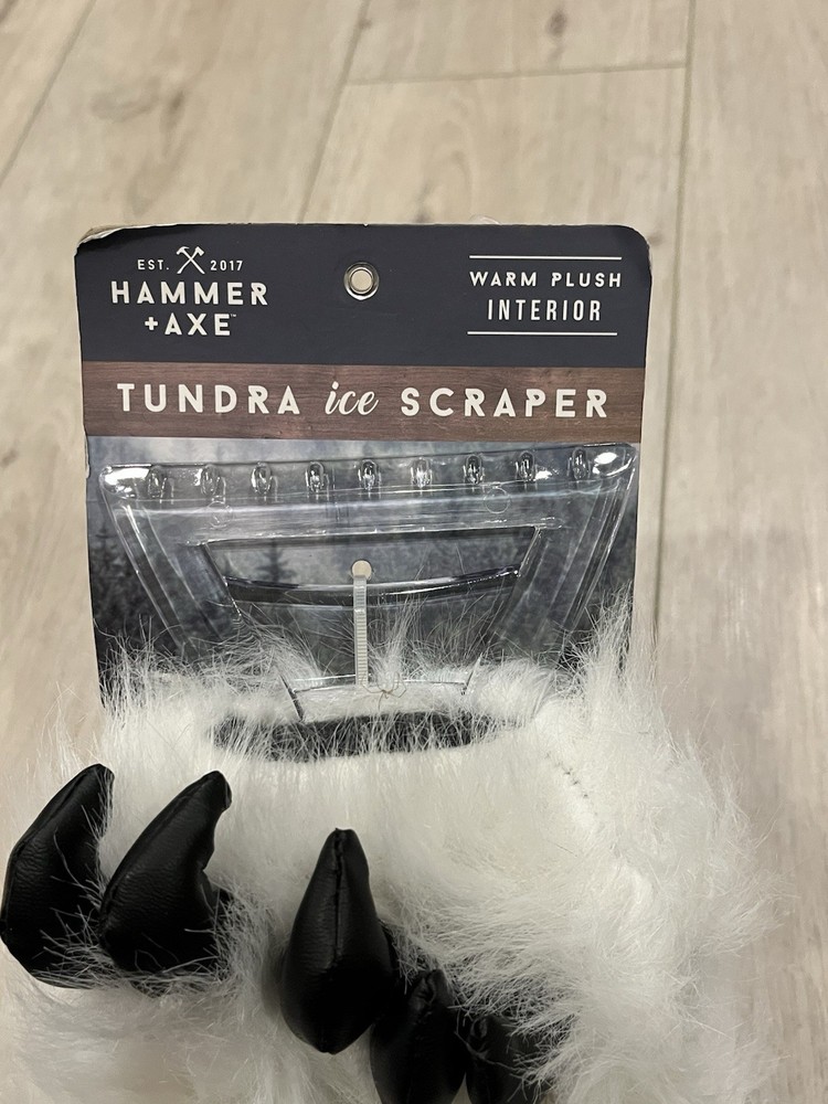 NEW Hammer & Axe Tundra Ice Scraper Retail $30