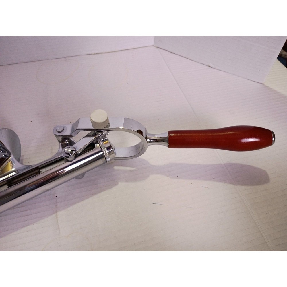 Epicureanist Table Mounted Professional Barware Corkscrew New Open Box