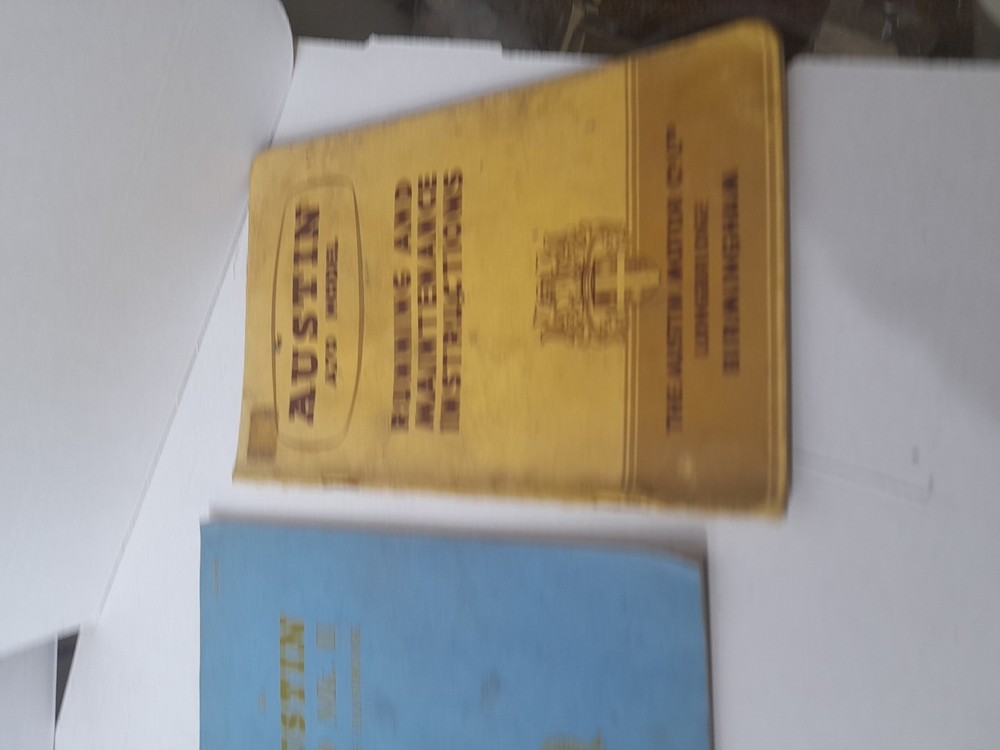 Vintage Austin Handbooks