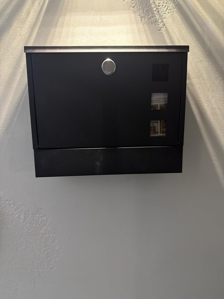 Large Capacity Stainless Steel Mailbox with Key Lock