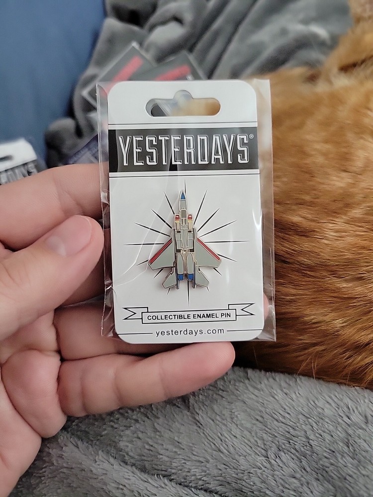 Yesterdays Transformers Stars cream Jet Limited Edition Pin