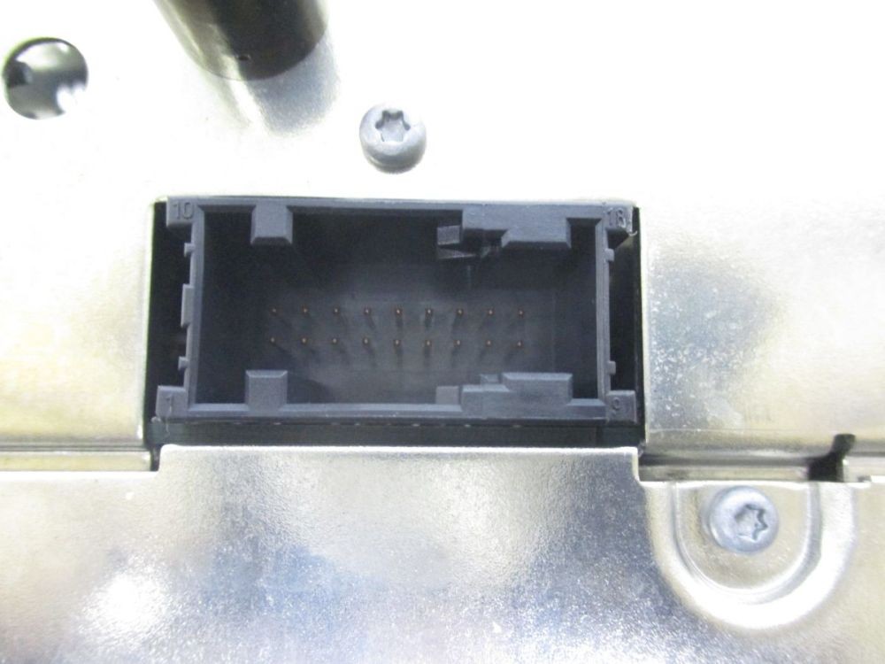 Combined Radio/Navigation System Code Present!!! Suitable for VW Golf Plus