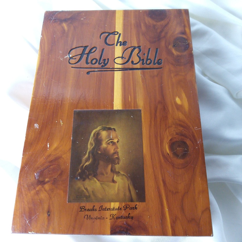 CEDAR WOOD BIBLE COVER
