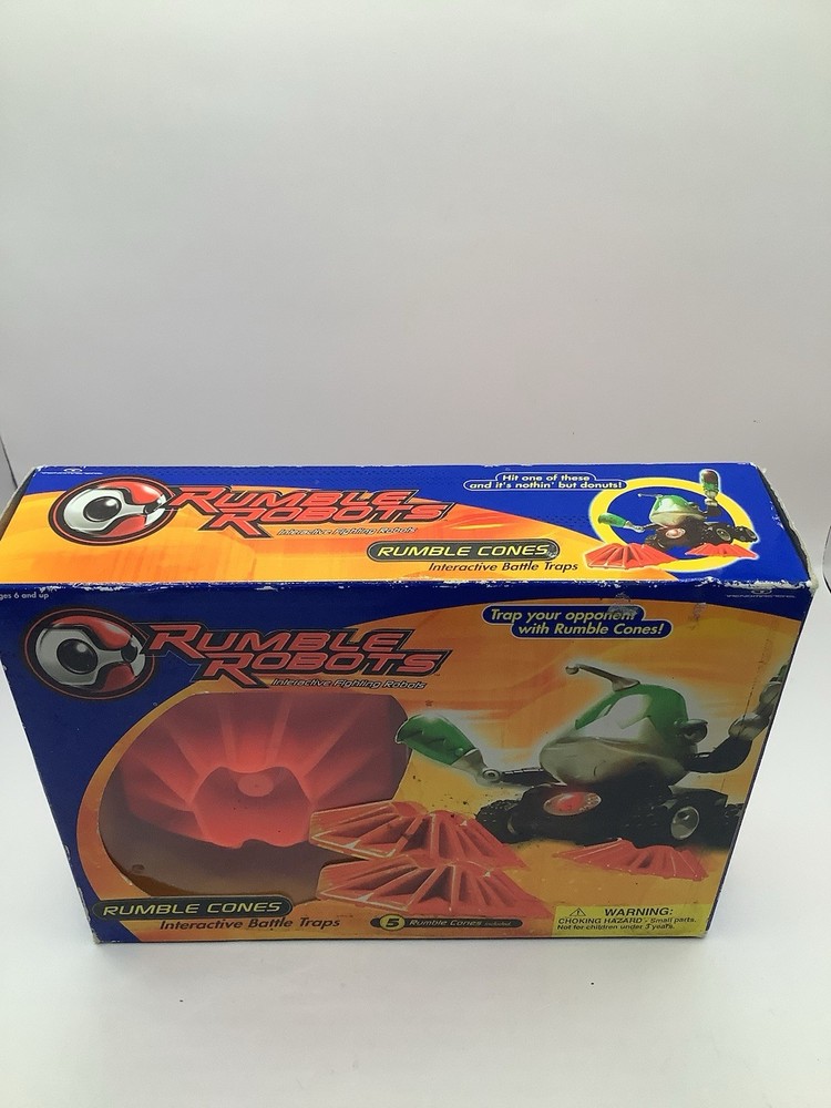 2001 Rumble Robots Rumble Cones MIB