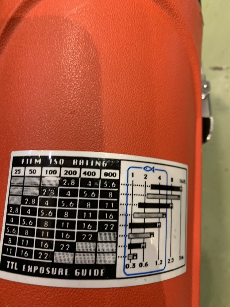 Underwater Scuba camera and flashlight with accessories