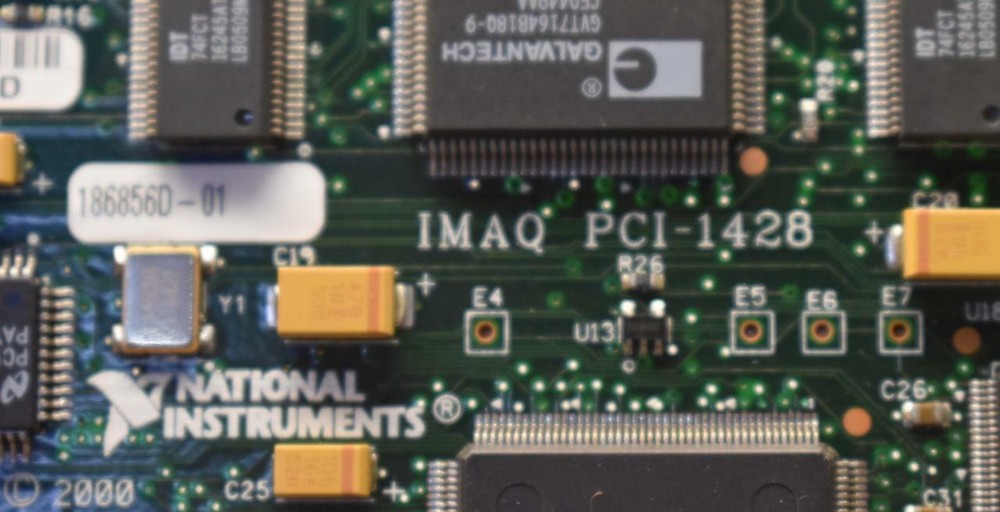 National Instruments PCI-1428 Video Capture Board ++