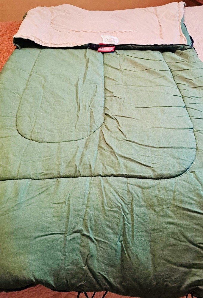 Coleman Sleeping Bag Rectangular 33x75 Green Camping Hiking Cabin Camp Zip Open
