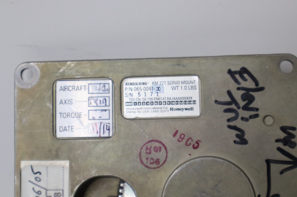 Bendix King KM 277 Servo Mount 065-0041-00 Serviceable Yellow Tag