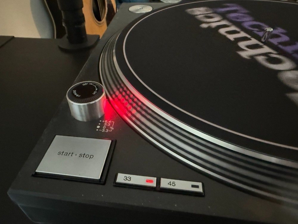 Technics SL-1200MK5 Analog DJ Turntable - Black