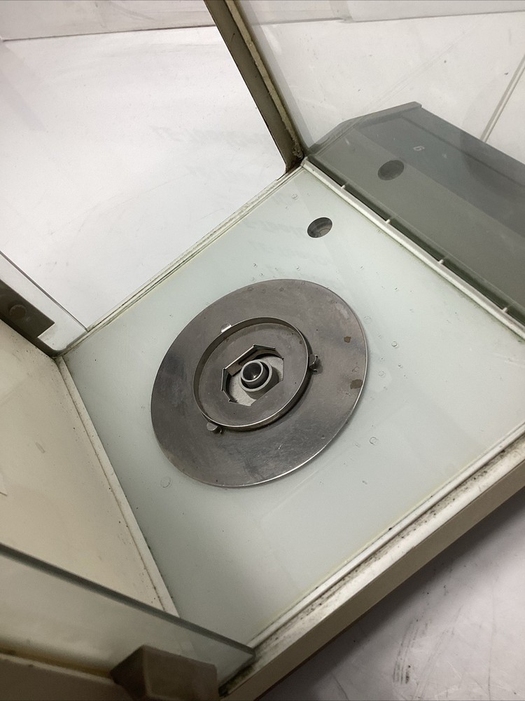 mettler AE163 Analytical Balence. V-243s