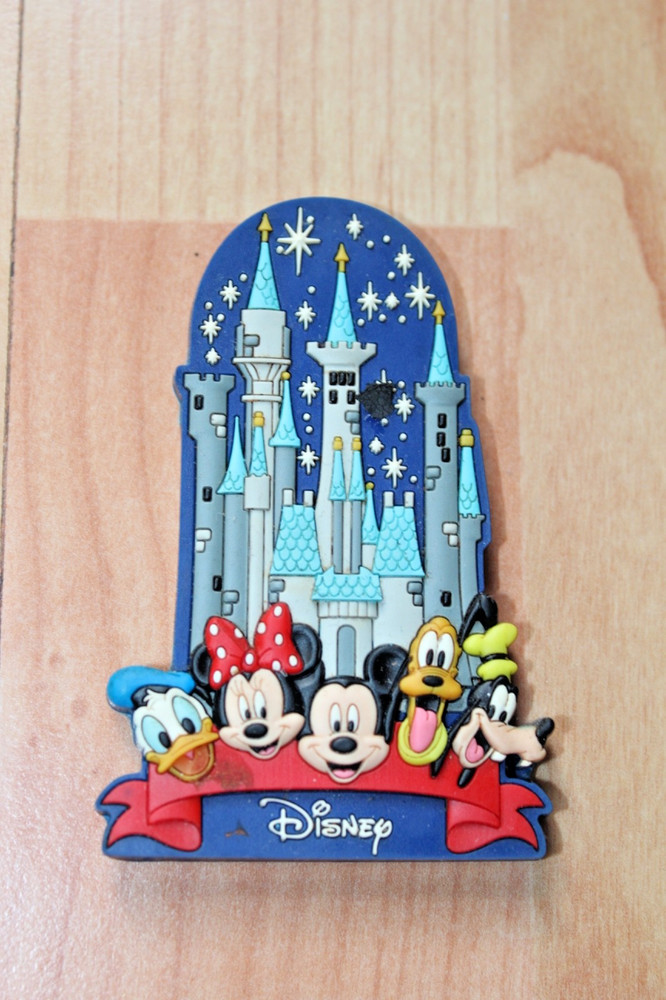 Disney frifge magnet ,Used