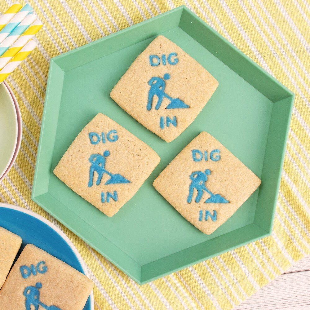Dig In Signage Cookie Cutter - Construction site excavation demolition builder