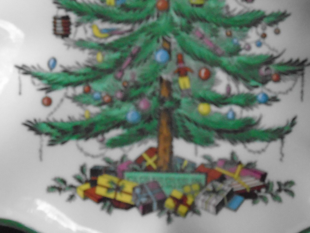 C-762 Spode Christmas Tree Shaped Tidbit Candy Nut Dish S3324L