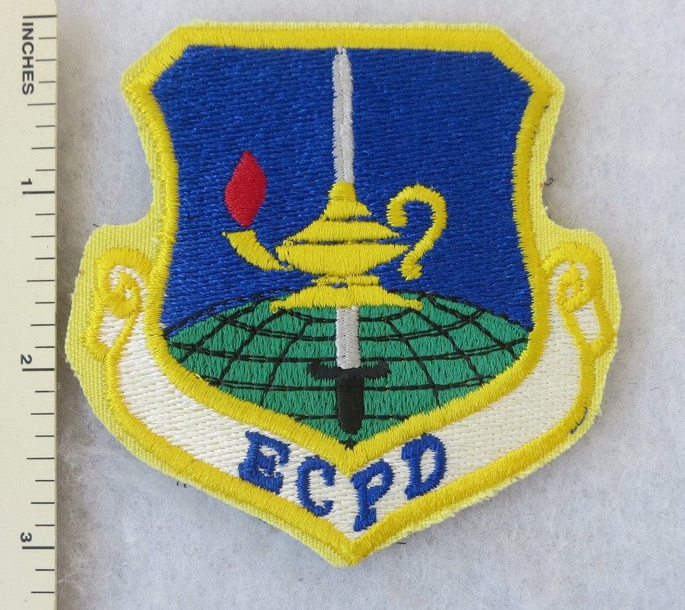 US AIR FORCE EAKER CENTER for PROFESSIONAL DEVELOPMENT ECPD PATCH Vintage USAF
