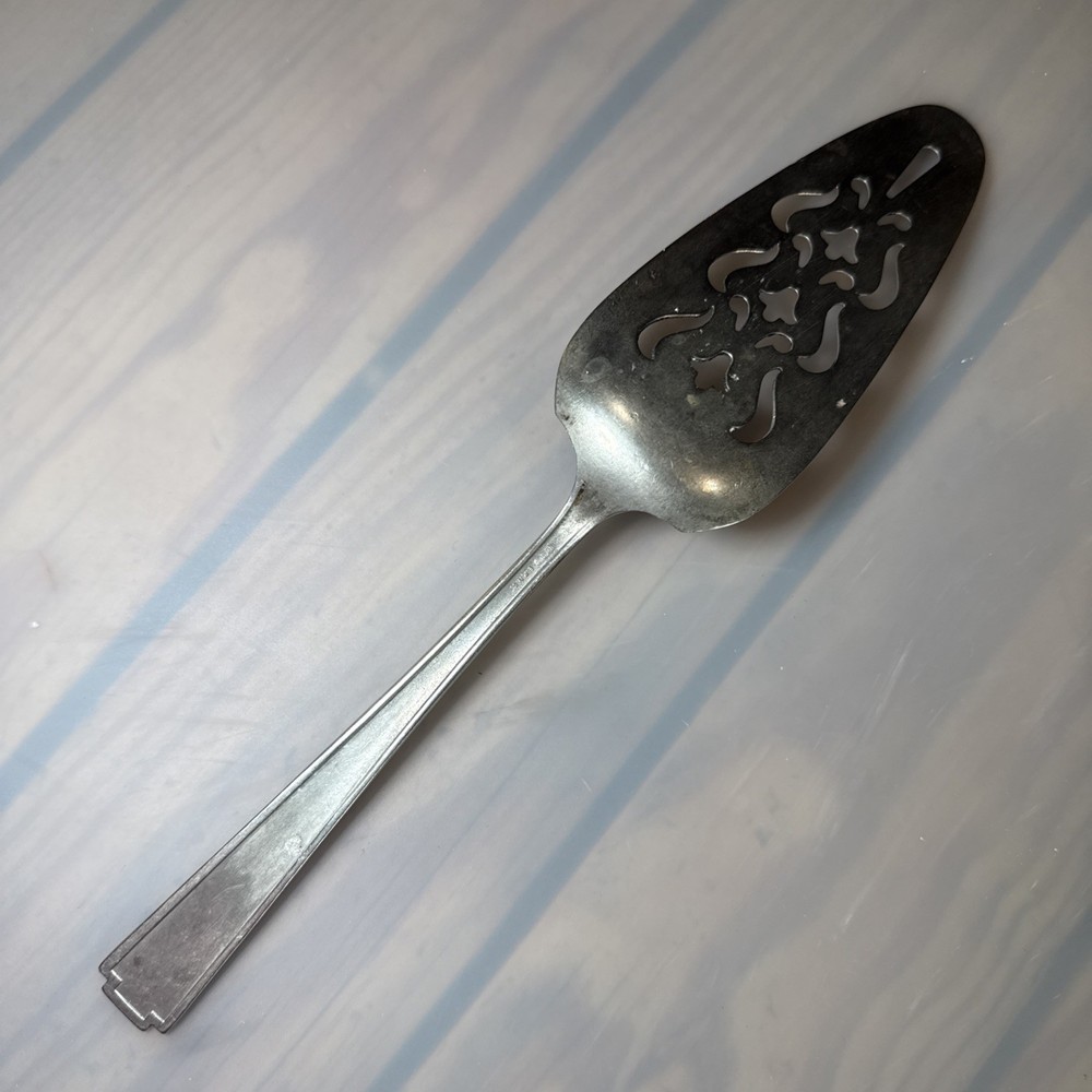 Elegant Silver Cake Server