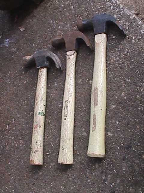 THREE VINTAGE CLAW HAMMERS