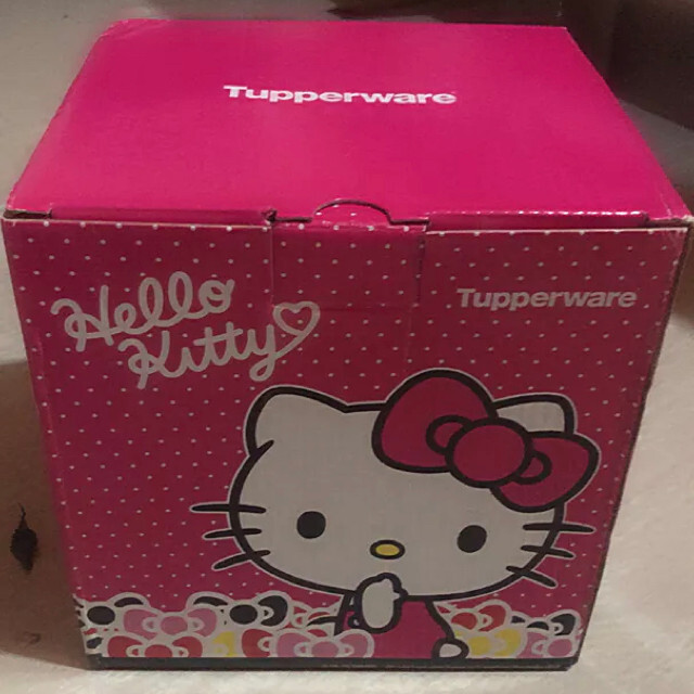 TUPPERWARE HELLO KITTY LUNCH SET LIMITED EDITION