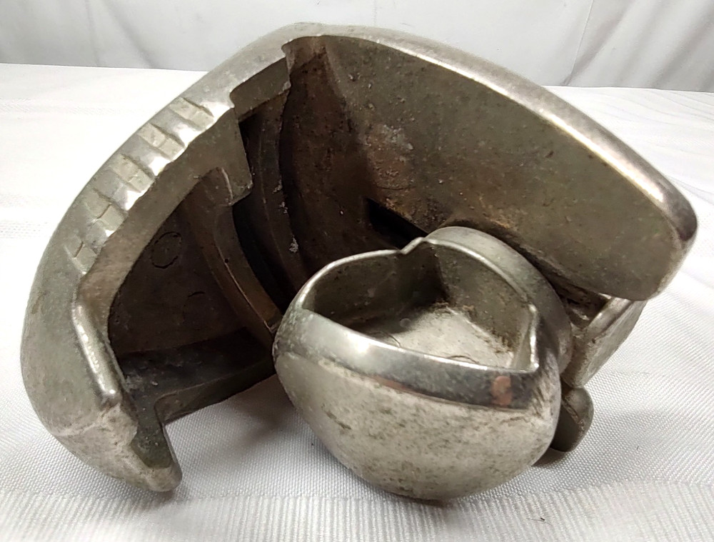 Master Lock 379ATPY Universal Trailer Hitch Lock Silver 1 Key