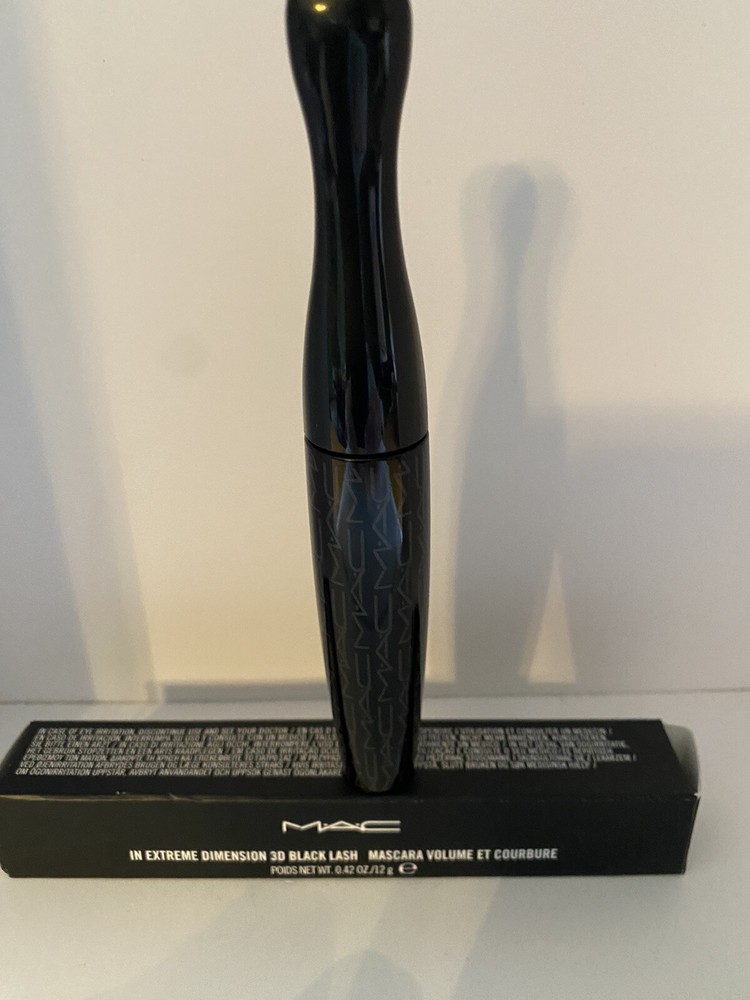 Mac In Extreme Dimension 3D Black Lash Volume Mascara