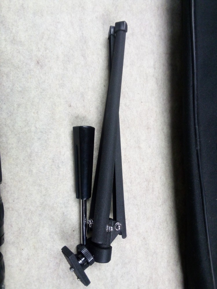 Redhead spotting scope