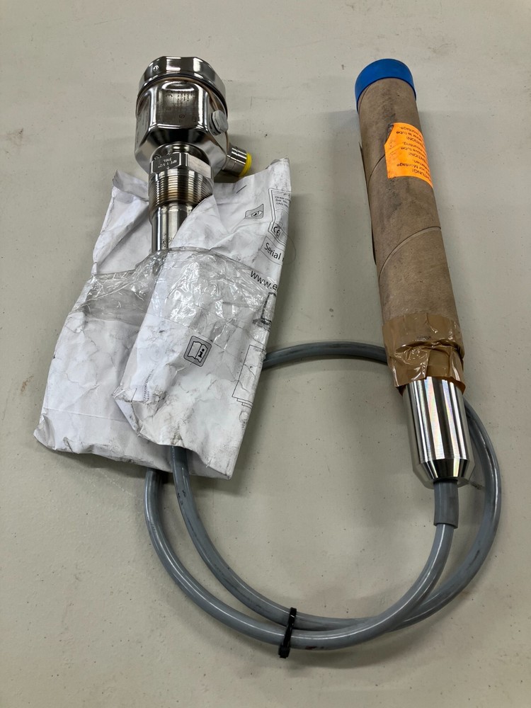 Endress Hauser FTM52-CGJ2B1A73AA Vibronic Point Level Detection Soliphant
