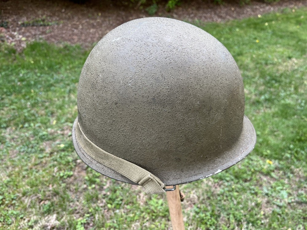 WW2 M1 Helmet Front Seam
