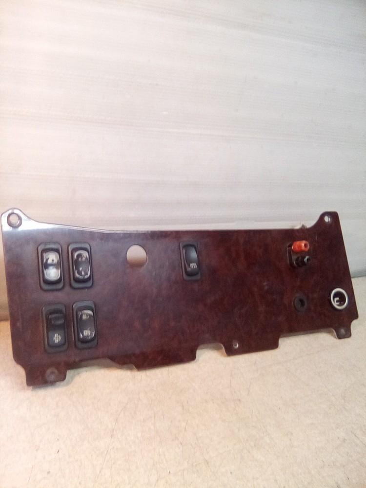 Freightliner M2 22-53168-001 Dash Switch Panel