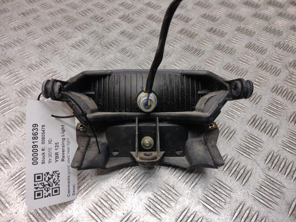 2010 YAMAHA YBR 125 ED Rear Tail Light